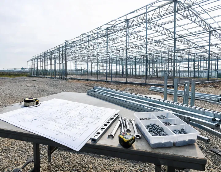 Unbranded greenhouse construction and assembly planning